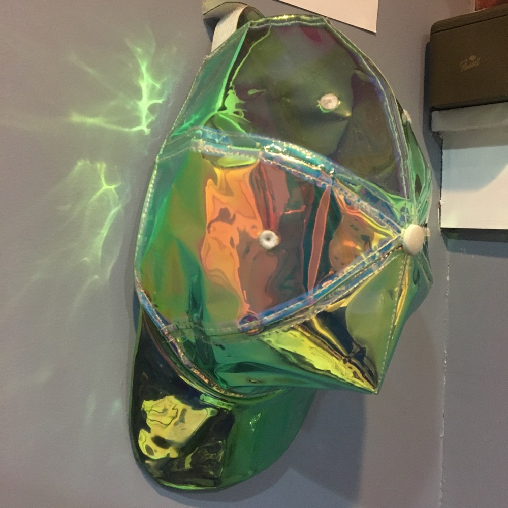 UNIF holographic baseball hat